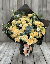 Букет цветов из:  Розы и Лизиантусы в Кошки Самарская область
