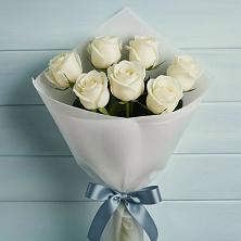 Букет 7 Белых роз Эдлесс Лав в Кошки Самарская область