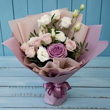 Букет цветов из:  Розы и Лизиантусы в Кошки Самарская область