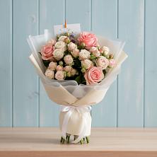 Букет цветов из:  Розы в Кошки Самарская область